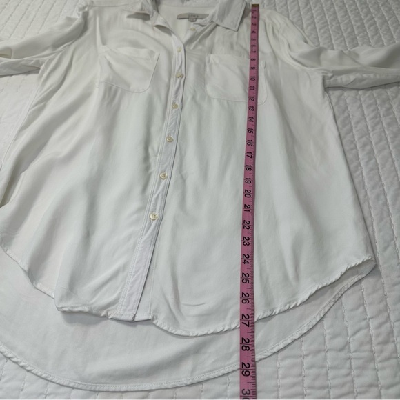 LOFT 100% Viscose White Button-Down Shirt with Front Pockets - Picture 4 of 11